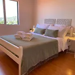 Ideales Familienhaus Mit Freiem Stadt- Und Meerblick By Interhome Funchal (Madeira)