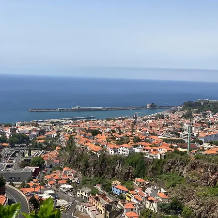 Ideales Familienhaus Mit Freiem Stadt- Und Meerblick By Interhome