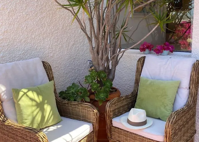 Ideales Familienhaus Mit Freiem Stadt- Und Meerblick By Interhome Сasa de vacaciones