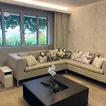 Ideales Familienhaus Mit Freiem Stadt- Und Meerblick By Interhome Dom wakacyjny