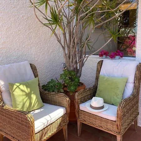 Ideales Familienhaus Mit Freiem Stadt- Und Meerblick By Interhome بيت للعطل