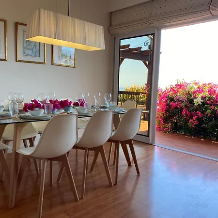 Ideales Familienhaus Mit Freiem Stadt- Und Meerblick By Interhome