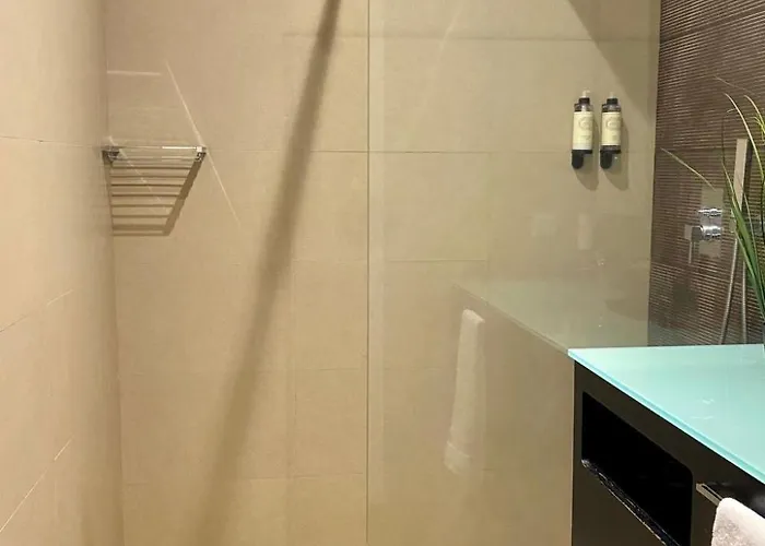 Ideales Familienhaus Mit Freiem Stadt- Und Meerblick By Interhome بيت للعطل *