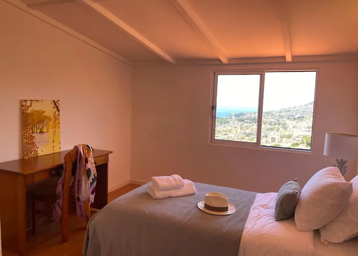 Ideales Familienhaus Mit Freiem Stadt- Und Meerblick By Interhome فونشال