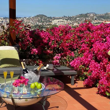 Ideales Familienhaus Mit Freiem Stadt- Und Meerblick By Interhome