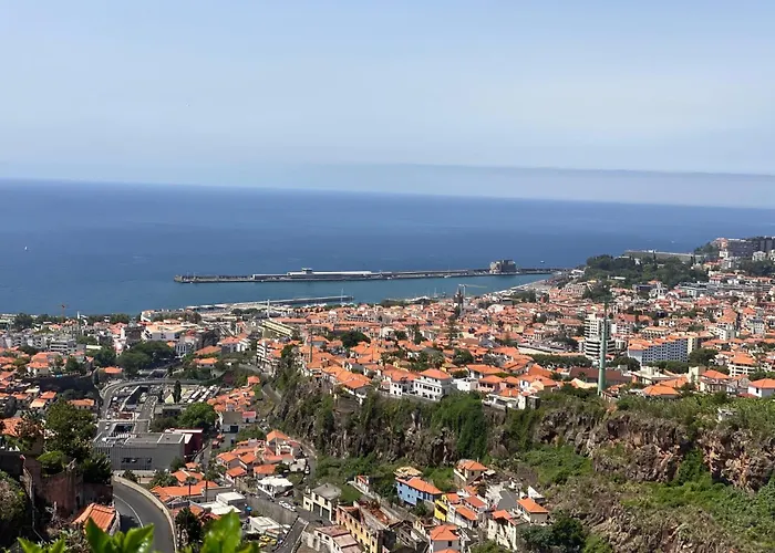 Ideales Familienhaus Mit Freiem Stadt- Und Meerblick By Interhome